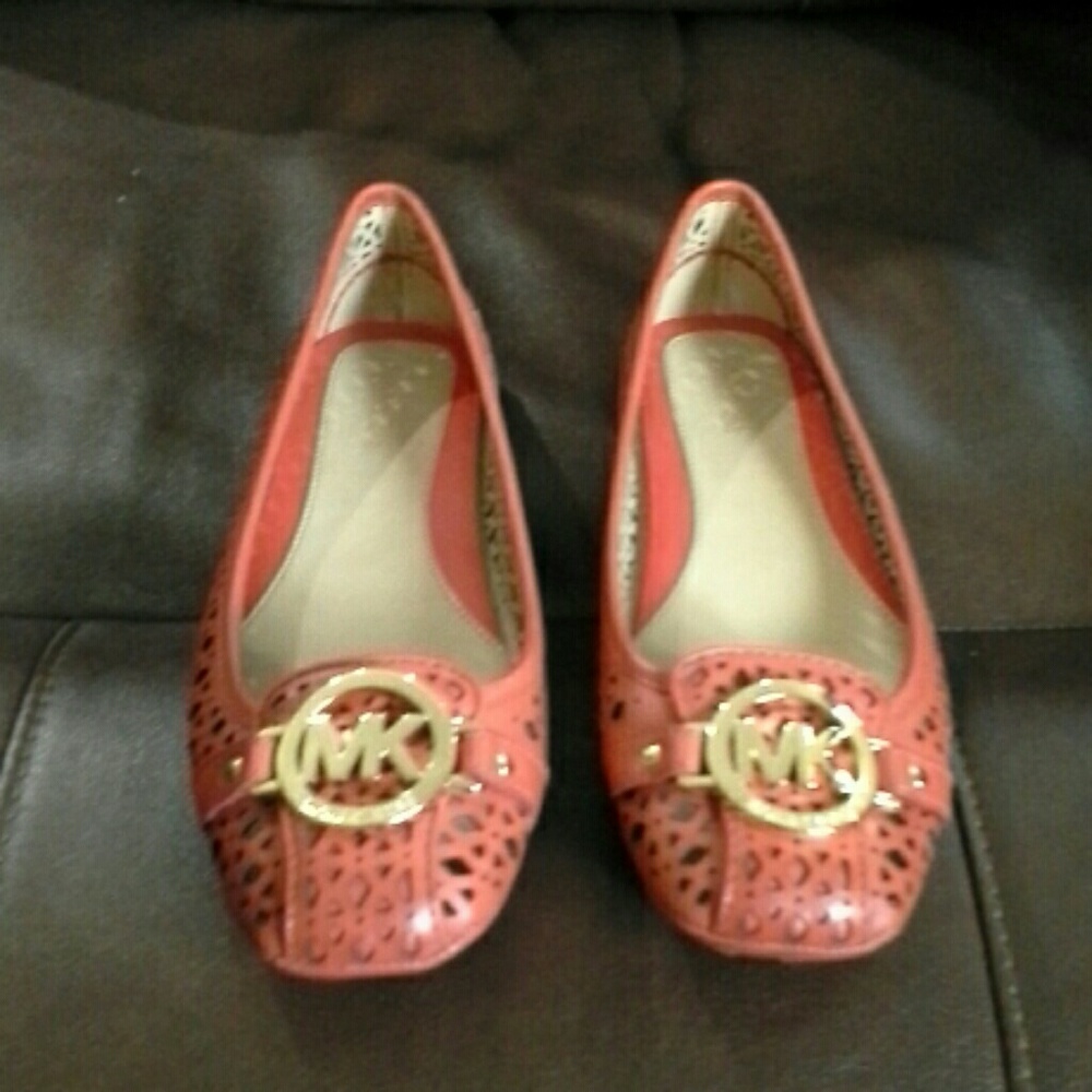 Michael kors flat shoes